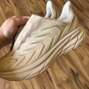 Hoka Project Clifton